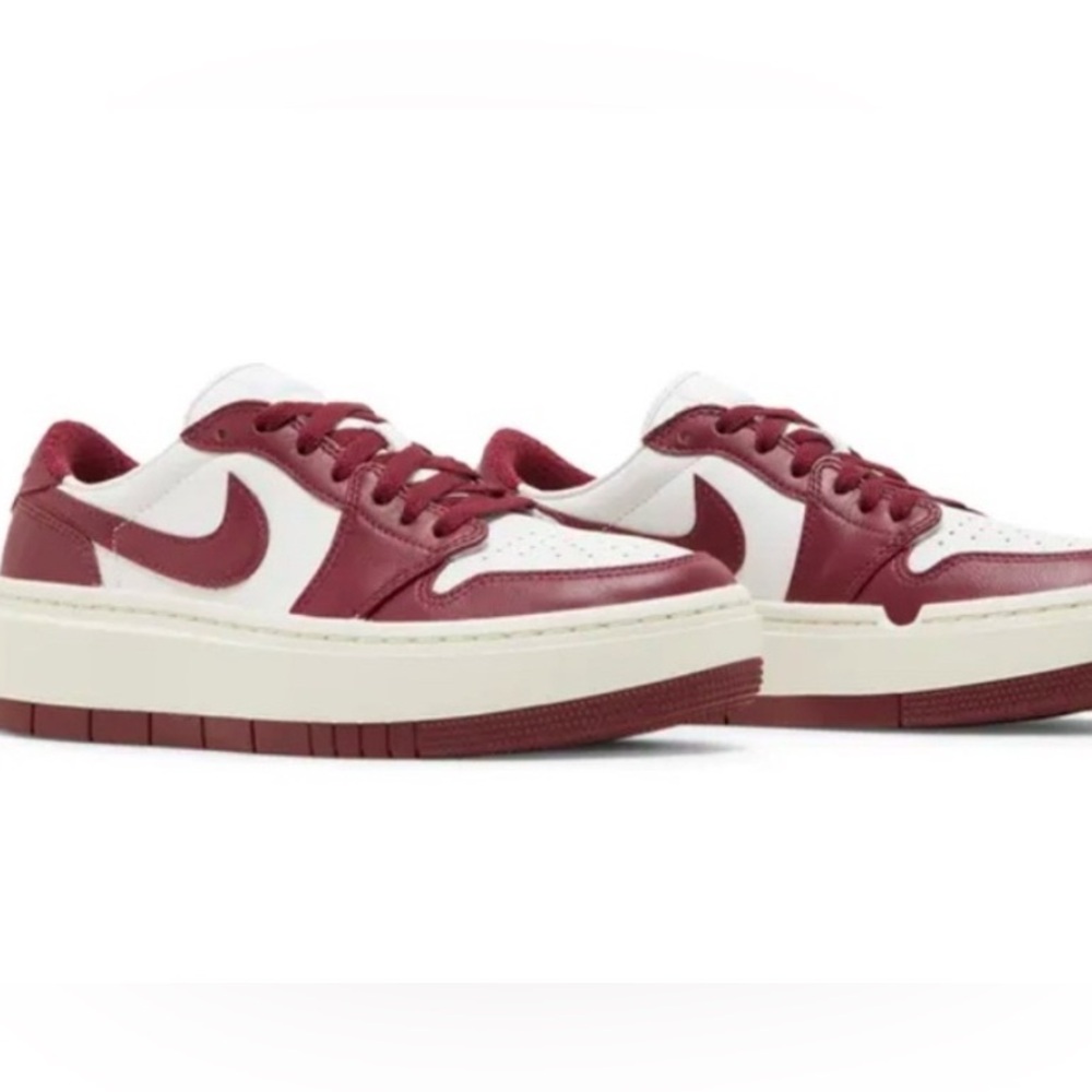 Nike Elevate Low Sneakers